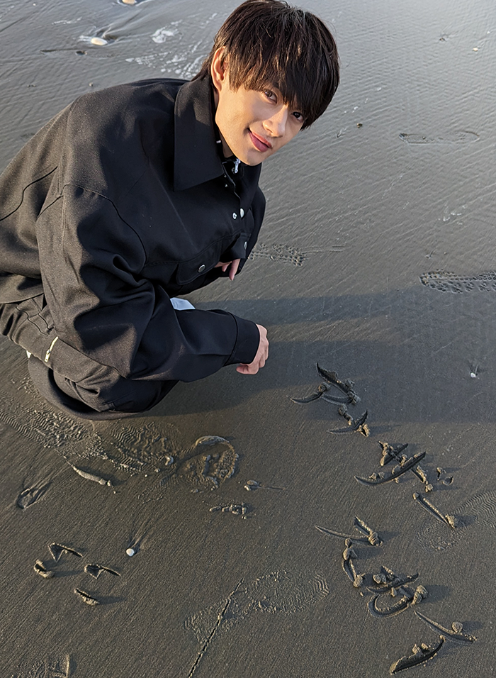 ニュージーランド」佐野勇斗 / 俳優・アーティスト | JOURNEY | Google